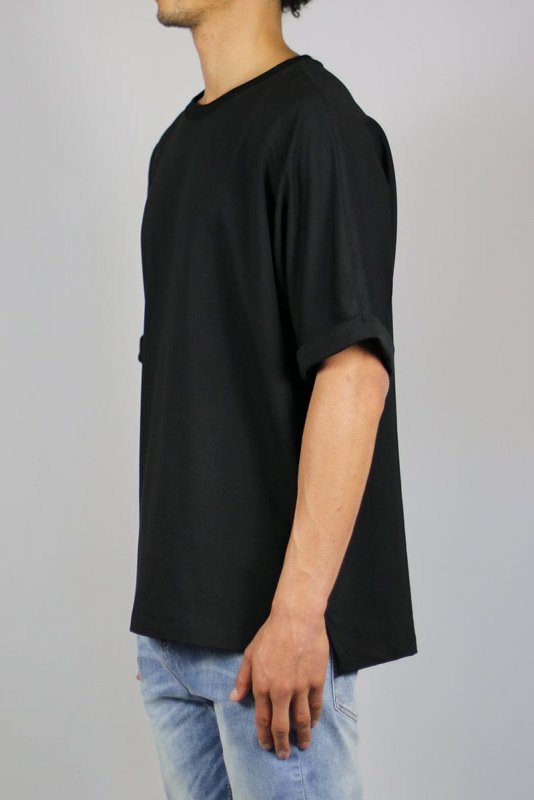 Hana Sleeve T-Shirts