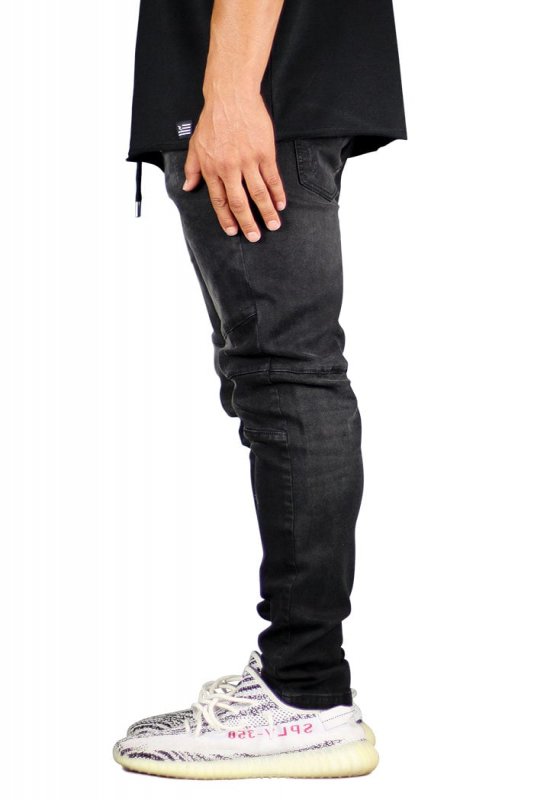 Black Gnu Zipper Jeans