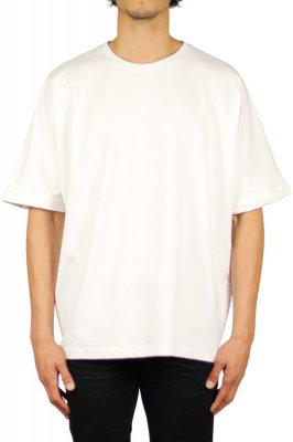 Hana Sleeve T-Shirts