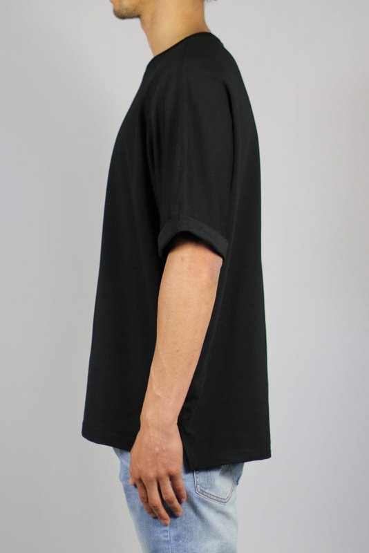 Hana Sleeve T-Shirts